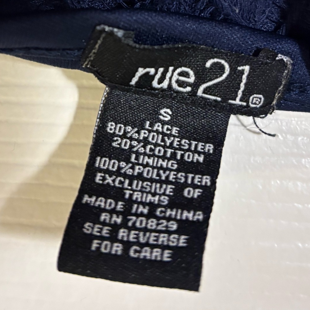 Rue21 Dark Blue Crochet Camisole Tank Top - Picture 4 of 5